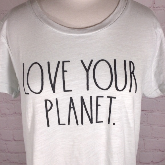 Rae Dunn Love Your Planet Short Sleeve Top - Size Medium - Picture 2 of 6